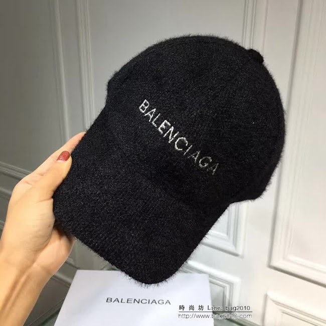BALENCIAGA巴黎世家 秋冬款水貂絨鴨舌帽 男女同款 LLWJ8054